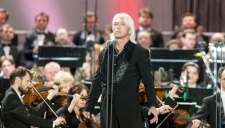 Anna Netrebko a Dmitri Hvorostovsky na Rudém náměstí